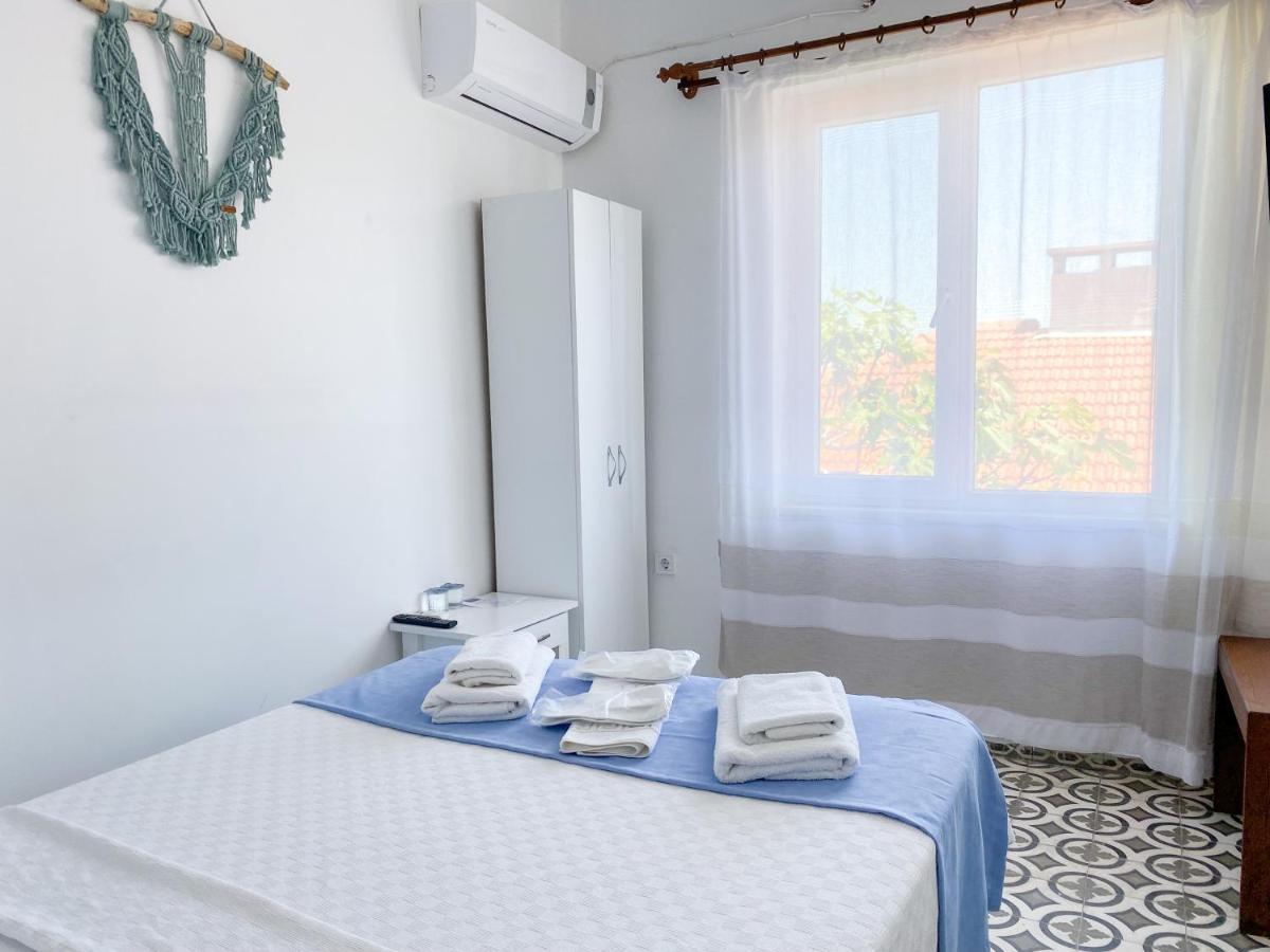 Lacivert Hotel Ayvalik Room photo